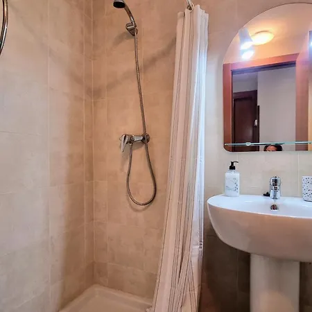 Apartment Aprtamento El Llagu Zolitru *
